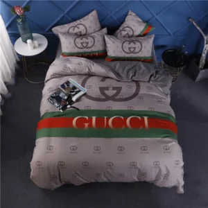 Premium Gucci Bedding Set - DN1615719