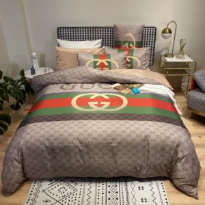Premium Gucci Bedding Set - DN1615779