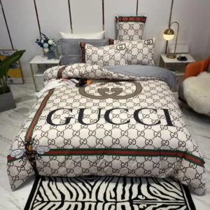 Premium Gucci Bedding Set - DN1615783