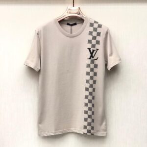 Limited Edition 2025 Louis Vuitton Unisex T-Shirt DN9200331