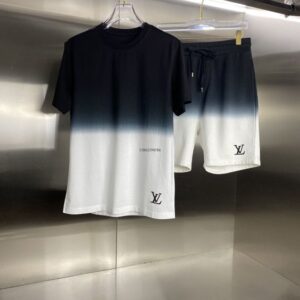 2026 Louis Vuitton Tracksuits for men - DN9010611