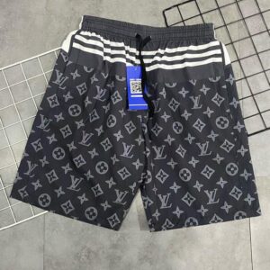 New Collection LV SHORT PANTS MEN DN23358