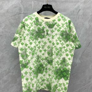 Louis Vuitton Luxury T-Shirt DN8120315