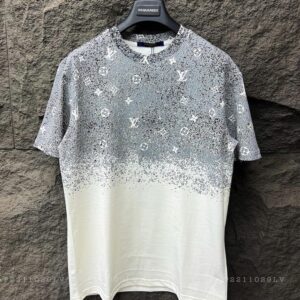 Louis Vuitton Luxury T-Shirt DN8120317