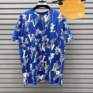 Louis Vuitton Luxury T-Shirt DN26120515
