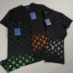 Limited Edition 2025 Louis Vuitton Unisex T-Shirt DN9290604