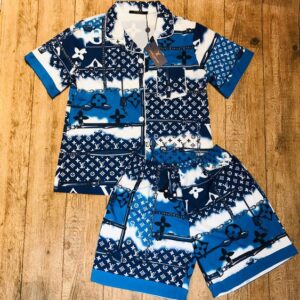 Limited Edition 2026 LV Suits For Men - TH3200366