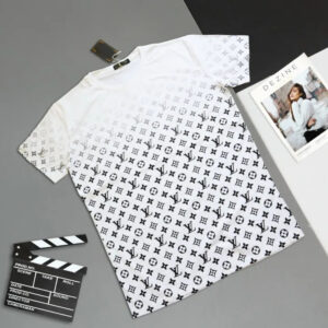 Limited Edition 2025 Louis Vuitton Unisex T-Shirt DN9220312