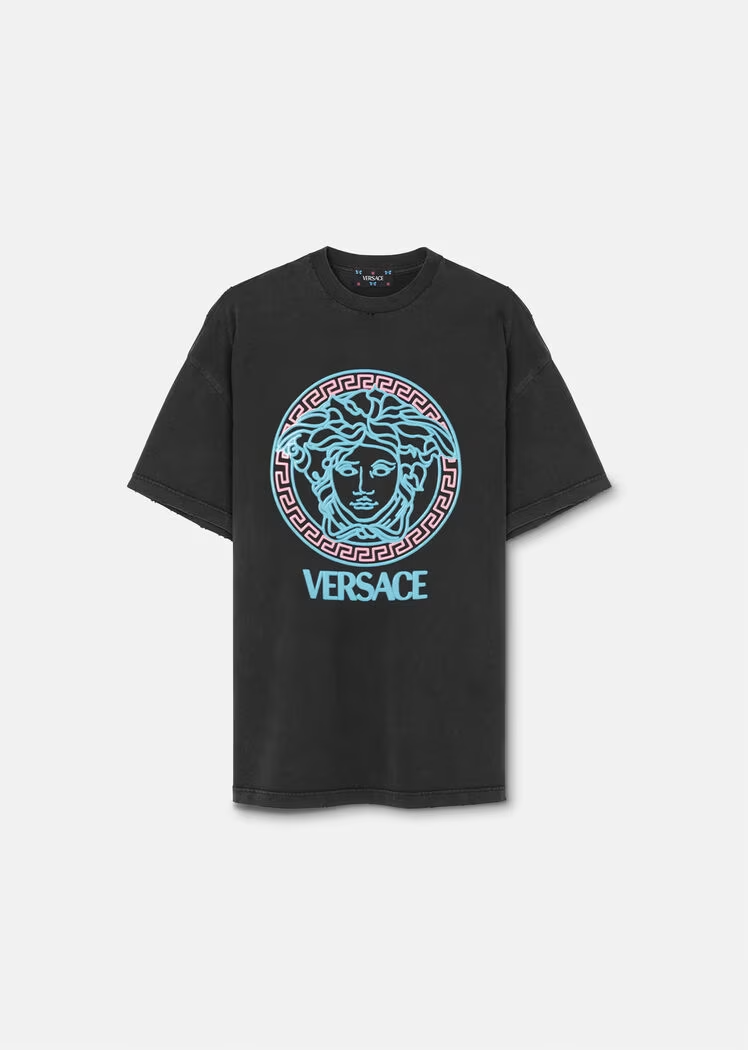 90_1010848-1A08262_6BD60_10_MedusaLogoDistressedT-Shirt-T-Shirts-versace-online-store_0_0.png