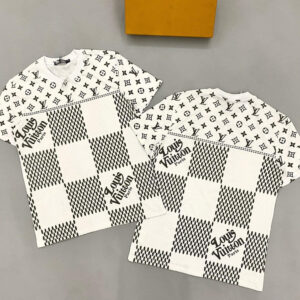 Limited Edition 2025 Louis Vuitton Unisex T-Shirt DN829903