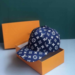 Louis Vuitton Cap Limited Edition B9G-CAP-Max4343
