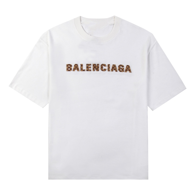 Balenciaga-AAAA-Tshirts-99922840_800x800-1.jpg