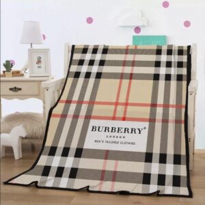 Burberry Fashion Luxury Brand Fleece Blanket Comfortable Blanket LVT00140