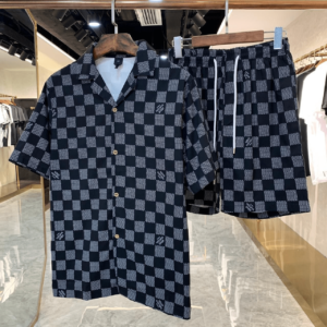 LV LV Hawaii Shirt Shorts Set Luxury Beach Clothing Clothes Outfit For Men DN9180513