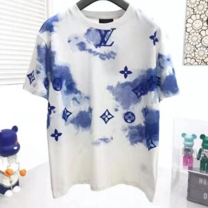 Limited Edition 2025 Louis Vuitton Unisex T-Shirt DN26160323