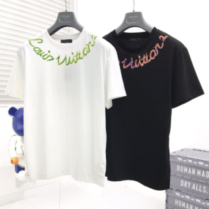 Louis Vuitton Luxury T-Shirt DN26210305