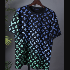 Louis Vuitton Luxury T-Shirt DN26210309