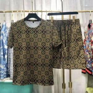 Louis Vuitton Combo Luxury T-Shirt, Shorts DN26210316