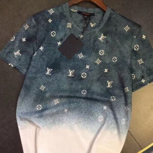 Louis Vuitton Luxury T-Shirt DN26230386