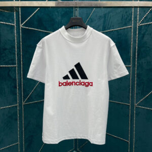 Balenciaga Luxury Brand Unisex T-Shirt  - DN9120341