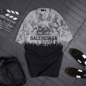 Balenciaga Luxury Brand Unisex T-Shirt  - DN9120353