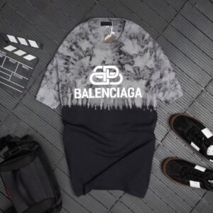 Balenciaga Luxury Brand Unisex T-Shirt  - DN9120354