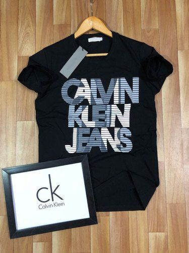 Stylish Calvin Klein t-shirt