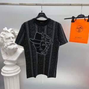 Limited Versa.ce Luxury Brand Unisex T-Shirt Gift Hot 2025 LIV1031