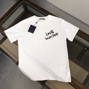 New Arrival LV Luxury Brand Unisex T-Shirt Gift Hot 2025 PN3103088