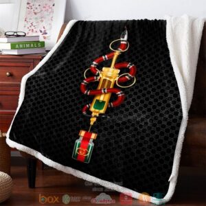 Gucci 3D Illusion Snake Hive Pattern Black Fleece Blanket