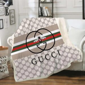 Gucci Bee Logo Fashion Luxury Brand Fleece Blanket Comfortable Blanket LVT00139