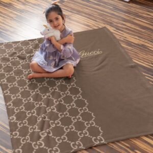 Gucci Brown Luxury Brand Logo Premium Blanket Fleece Home Decor LVT00109