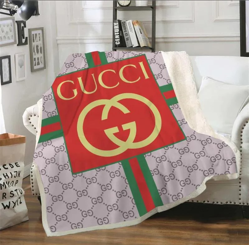 Gucci-Hot-Fashion-Luxury-Brand-Fleece-Blanket-Comfortable-Blanket.jpg