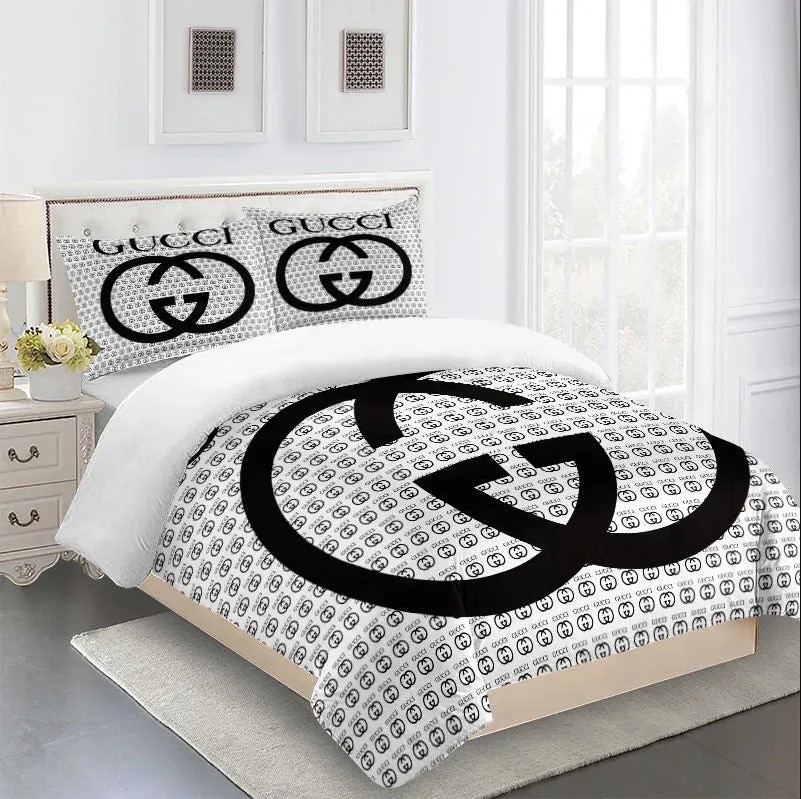 Gucci-Logo-Premium-Luxury-Brand-Fashion-Limited-Bedding-Set-Home-Decor.jpg