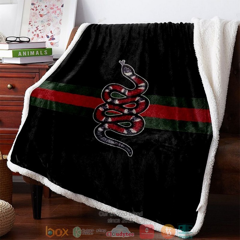 Gucci-Red-Snake-Black-Fleece-Blanket.jpg