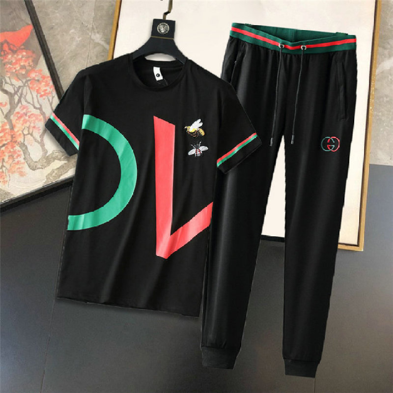 Gucci-Tracksuits-for-Gucci-short-tracksuits-for-men-99919997_00_800x800.jpeg