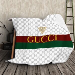 Gucci White Fashion Logo Luxury Brand Premium Blanket Fleece Home Decor LVT00262
