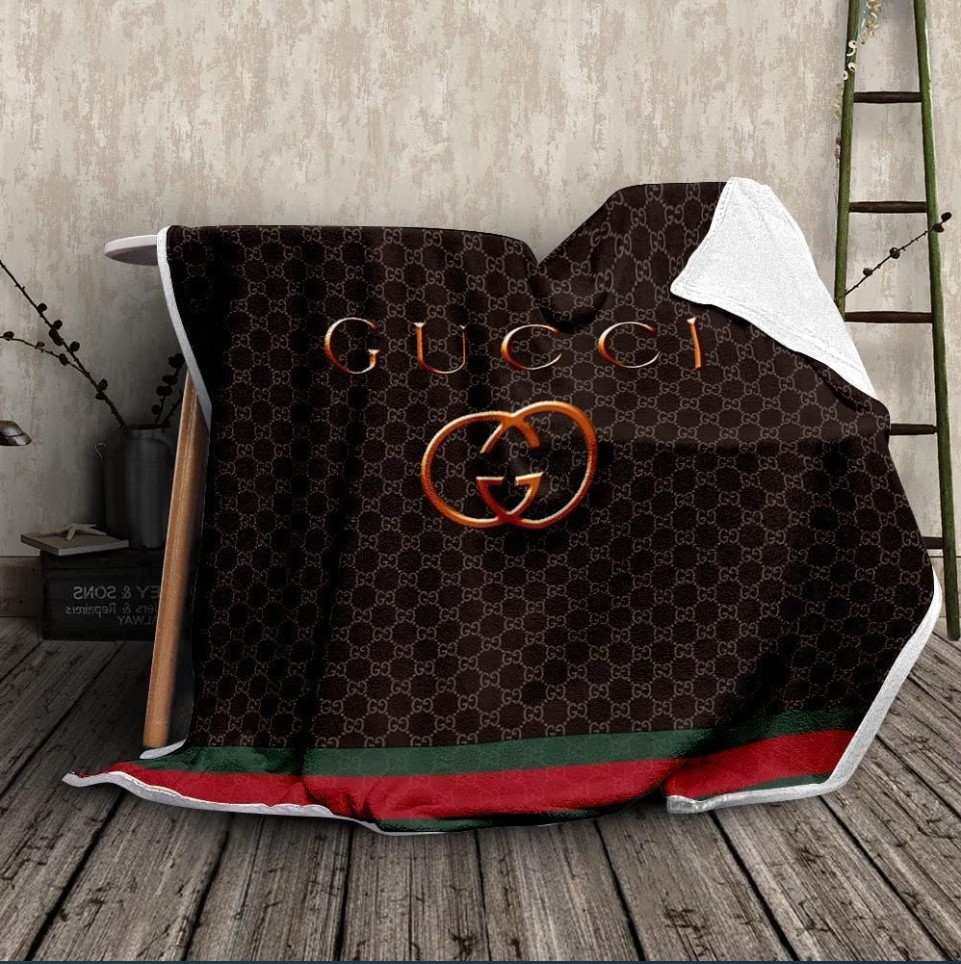 Gucci-Yellow-Copper-Fashion-Logo-Luxury-Brand-Blanket-Fleece-Home-Decor.jpg