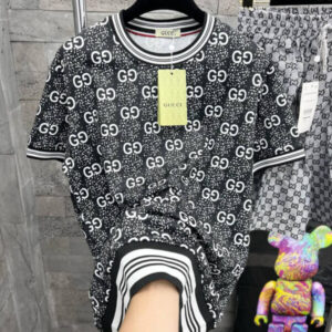 GC Luxury Brand Premium T-Shirt Outfit For Men Women - LI1109