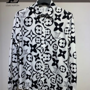 Louis Vuitton Luxury Long Sleeved Button Shirt - LNT176
