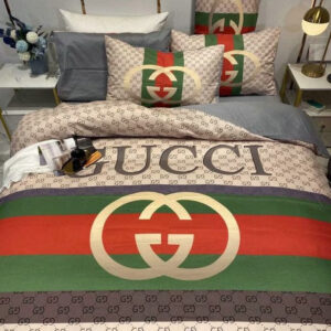 Luxury Gucci Big Logo In Monogram Background Vintage II Bedding Set 2