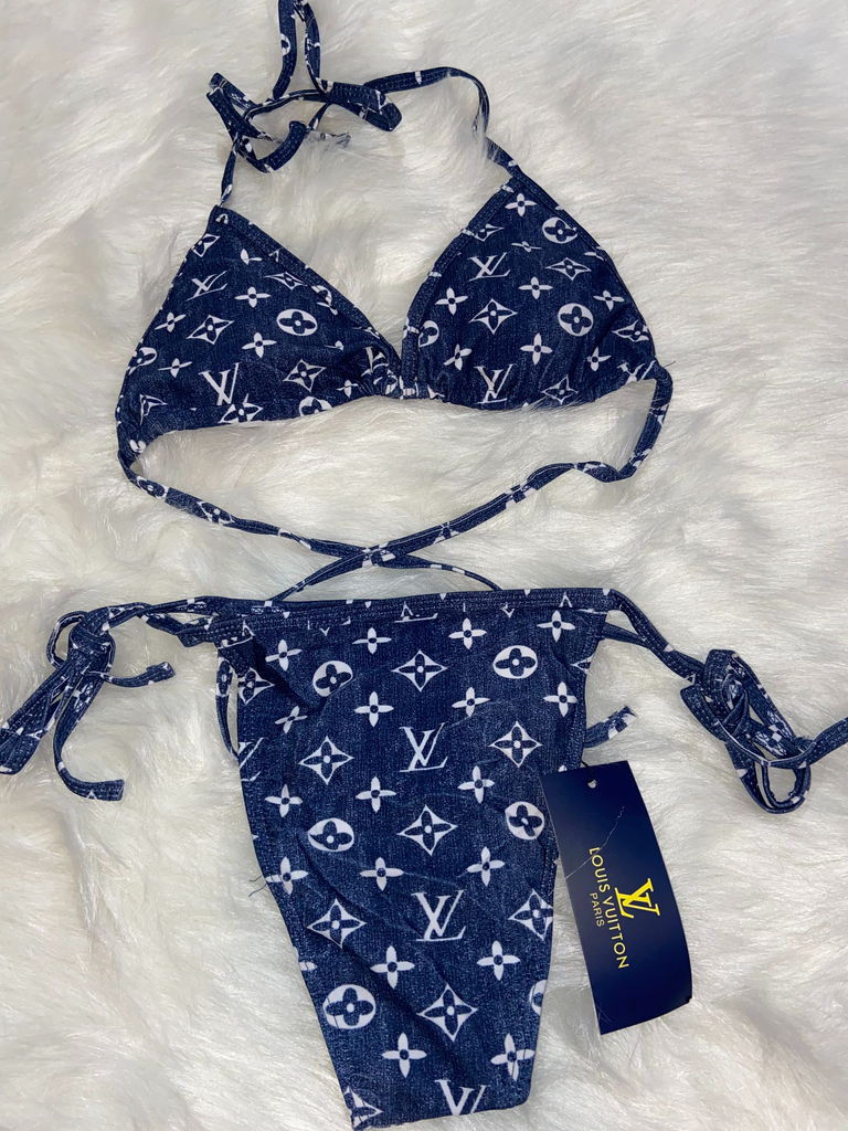 LV-Bikini-Hot-PM00853.png