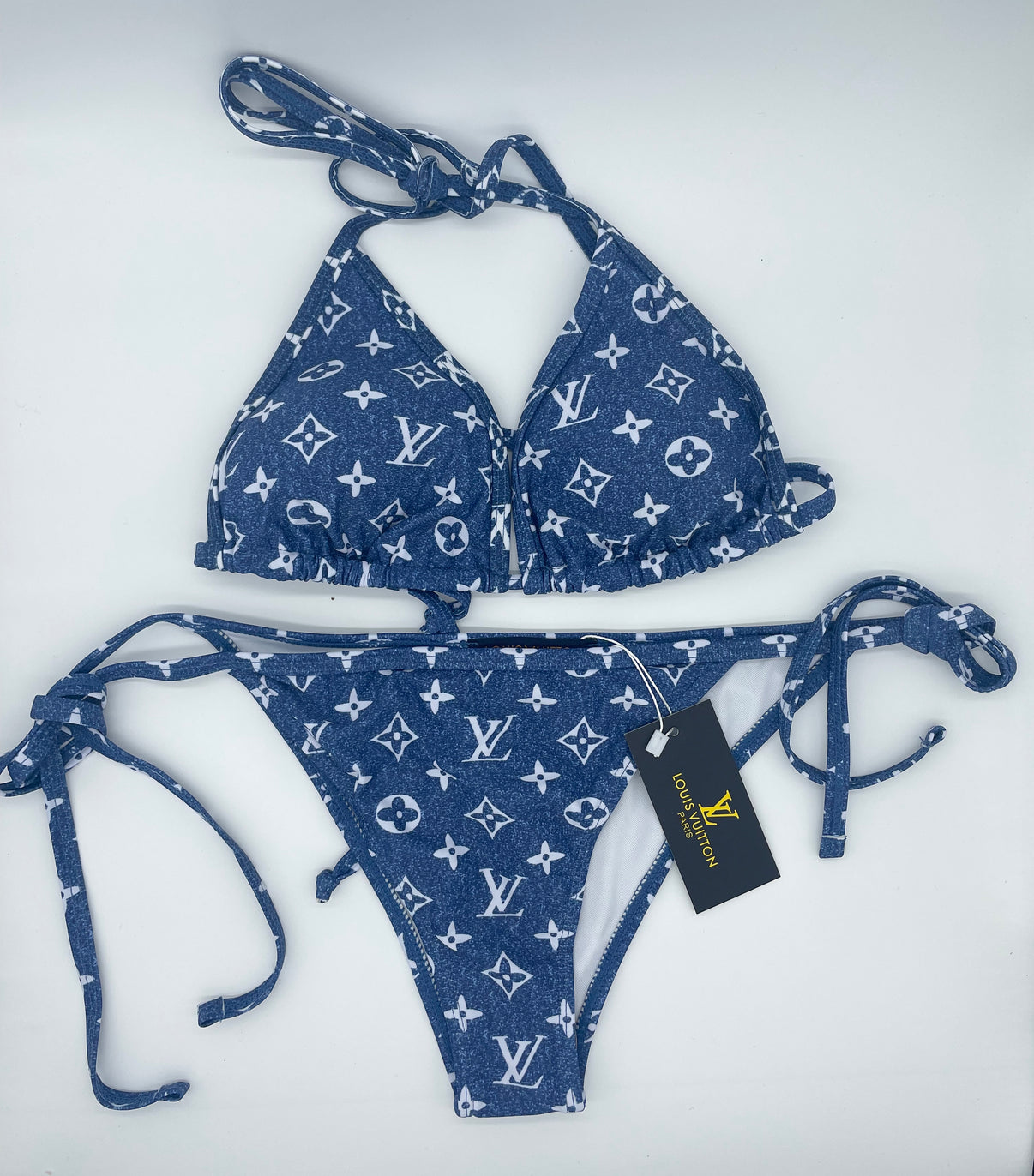 LV-Bikini-PM01059.jpg