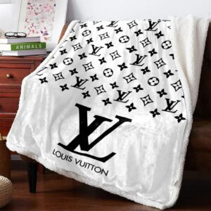 LOUIS VUITTON BLACK LOGO WHITE FLEECE BLANKET