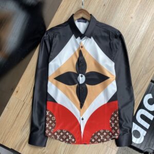LIMITED 2023 Louis Vuitton LONG SLEEVE BUTTON SHIRT - LTV977