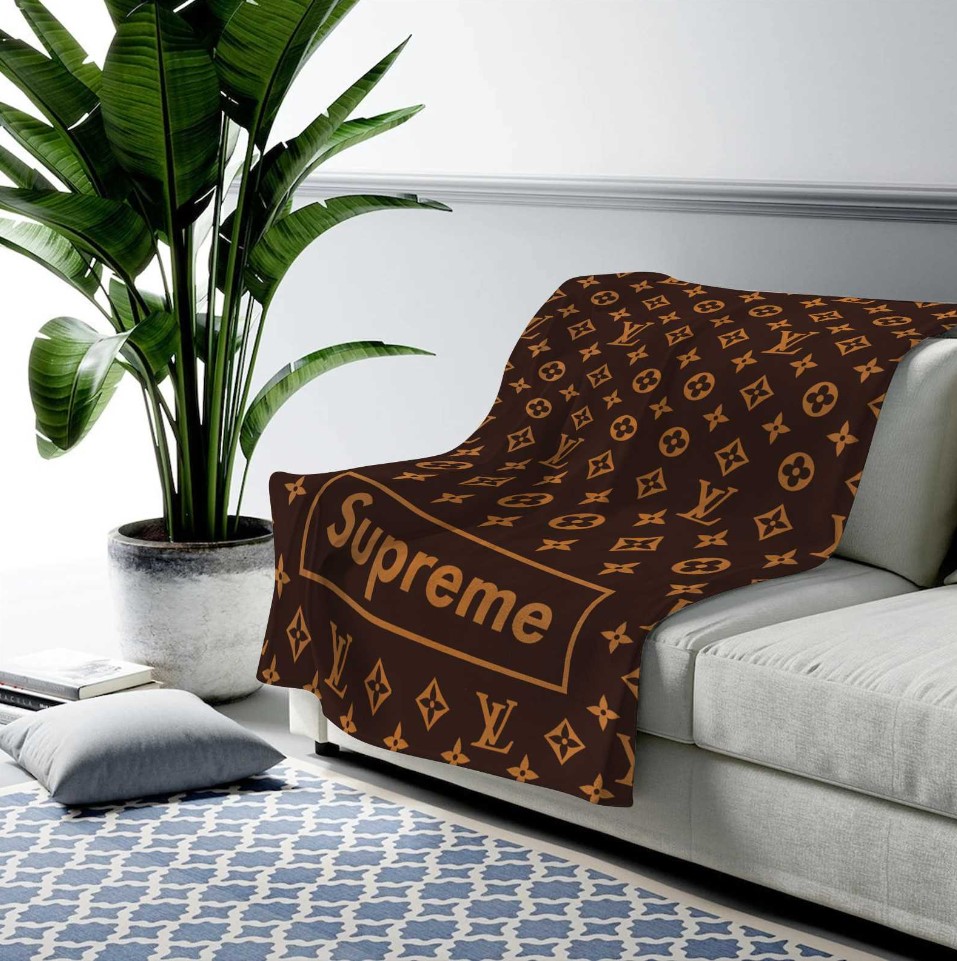 Louis-Vuitton-Supreme-Brown-Fashion-Luxury-Brand-Premium-Blanket-Fleece-Home-Decor1.jpg