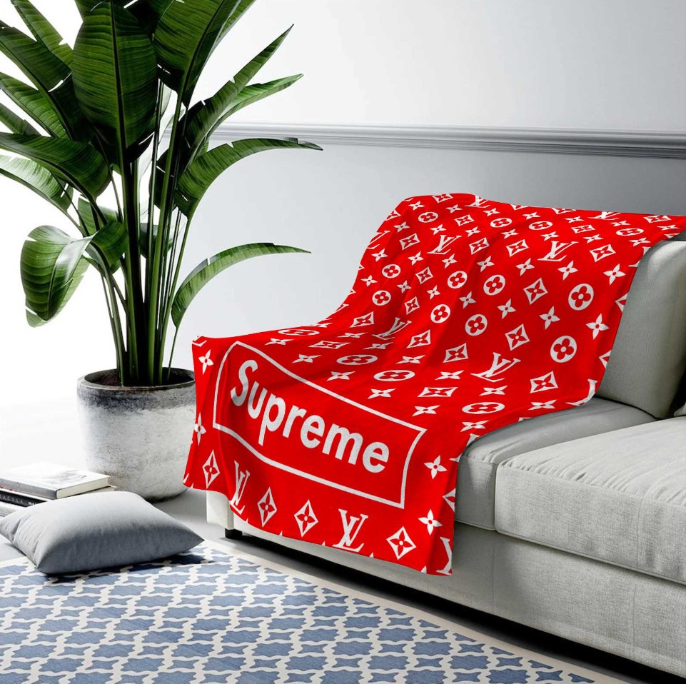 Louis-Vuitton-Supreme-Fashion-Luxury-Brand-Premium-Blanket-Fleece-Home-Decor.jpg