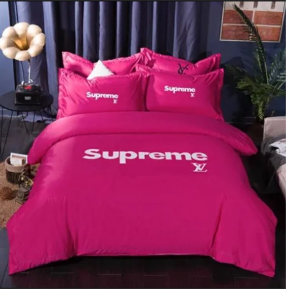 Louis-Vuitton-Supreme-Pinky-Luxury-Brand-Bedding-Set-Duvet-Cover-Home-Decor-Special-Gift.jpg