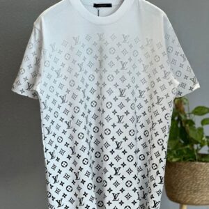 Louis Vuitton Luxury Brand Premium T-Shirt Outfit For Men Women -B9G-TX-Max08545