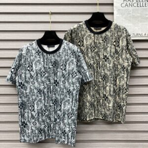 Louis Vuitton Luxury Brand Premium T-Shirt Outfit For Men Women -  -B9G-TX-Max08757